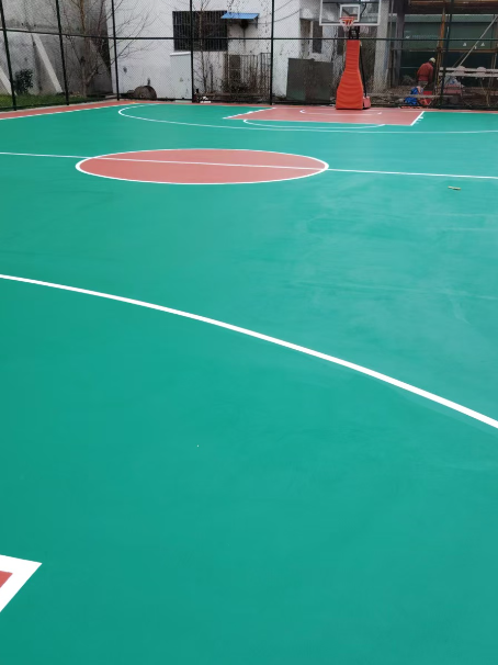内丘 球场长期使用易出现地面开裂